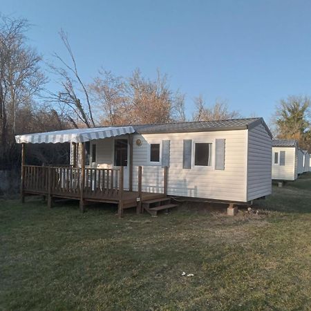 Mobile Home Sleeps 4 Monsec Kültér fotó